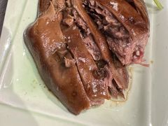 -潮界(LU·ONE凯德晶萃广场店)