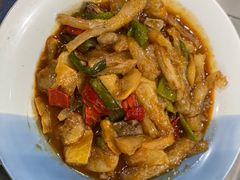 -三江源美食城