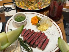 -Mark&Mars Restaurant