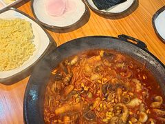 -红辣椒八爪鱼特色韩国料理专门店(远景路旗舰店)