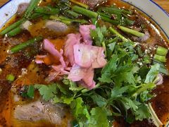 -杜袁氏贵州农家羊肉粉(爱融荟城店)