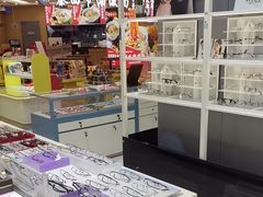 -沫芮眼镜·蔡司·依视路·尼康明月(环创店)