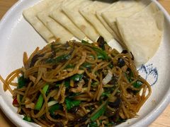 -关东小磨东北菜(上海长风大悦城店)