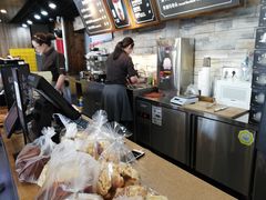 -红跑车蛋糕世界(清江路店)