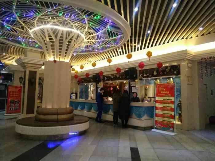 候车大厅ktv(万品汇生活广场店)-"很不满意,觉得那什么经理啊什么的很