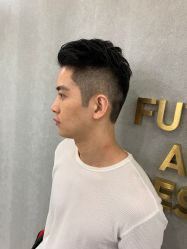 点击看大图 -八佰伴8008星级形象店