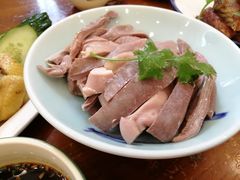 -侬佳蒸菜馆(听潮店)
