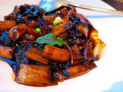 双胶绝味海参烩元蹄-悦融·京鲁菜·露台花园(安定门店)