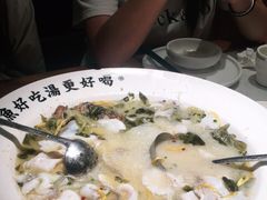-江渔儿酸菜鱼·拔草餐厅(虎门君乐汇店)