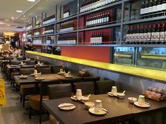 -大头虾越式风味餐厅(光明广场店)