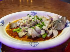 广式葱油鲈鱼-融聚·粤小馆(水上公园店)