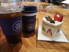 -巴黎贝甜·生日蛋糕(环球中心店)
