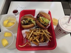 -In-N-Out Burger(LAX)