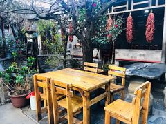 -四方小吃·白族庭院餐厅