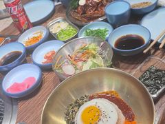 -明洞阿姨·韩式酱蟹烤肉·创意料理(三元桥店)