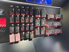 -ROG玩家国度(美罗城店)