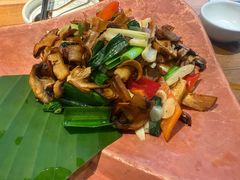 -云海肴·汽锅鸡·云南菜(天山百盛优客店)