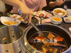 -韩宫宴炭火烤肉(中商世界里店)