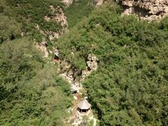 -大平台龙居瀑布旅游区