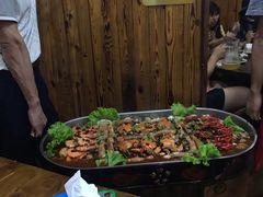 -老东镇啤酒屋海鲜加工·蒸汽海鲜·海鲜烧烤(台东店)