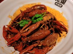 -龙巢盱眙龙虾·牛蛙·烧烤宵夜(八卦岭店)