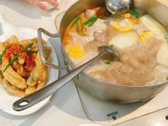 -肥仔文澳门猪骨煲(南京西路店)