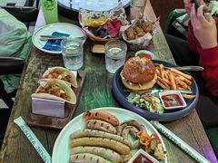 -Famous肥猫墨西哥音乐餐吧(五棵松华熙LIVE店)