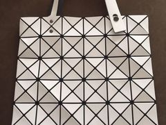 -三宅一生 (阪急梅田本店)