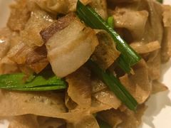 腊肉炒豆丝-莲餐厅·湖北菜·藕汤老手艺(愚园路店)