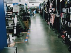 -迪卡侬(金龙湖店)