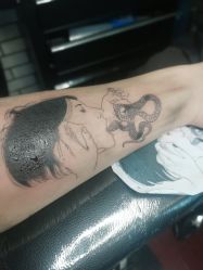 -明星刺青·洗纹身