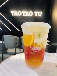 -桃桃屿·潮牌酷银(世纪荟店)