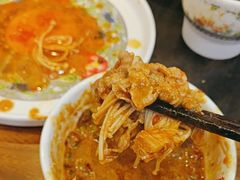 -沸炉重庆老火锅(军事博物馆店)