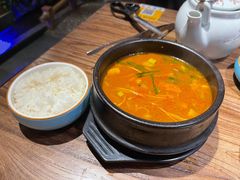 大酱汤-明洞阿姨·韩式酱蟹烤肉·创意料理(三元桥店)