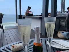 -瑰丽酒店·海吧·天际下午茶·现场DJ·天台酒吧