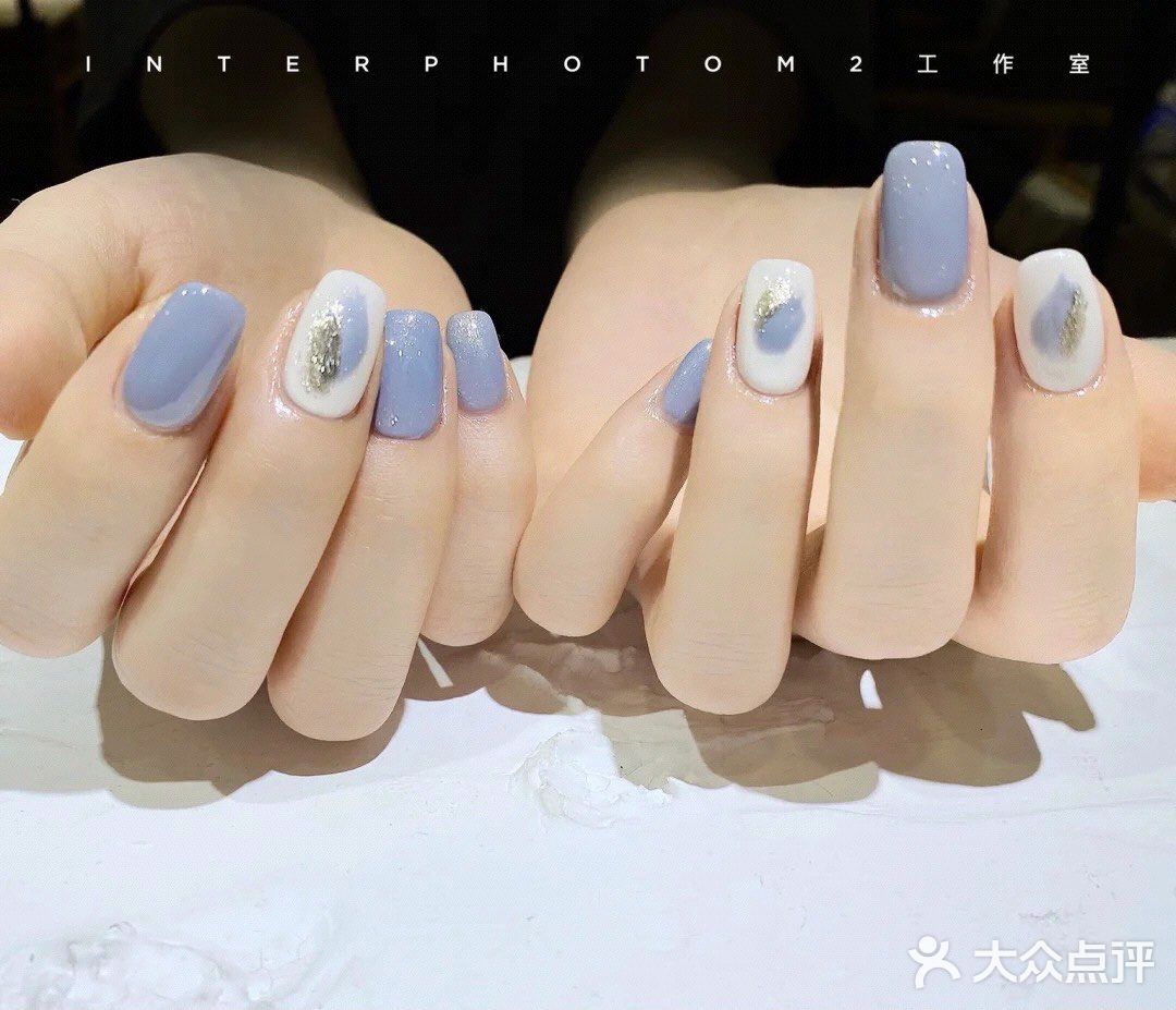 清新雾霾蓝 美甲