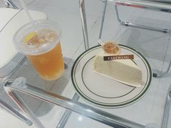 白桃乌龙千层-CAKE WANG千层制造所(省府店)