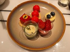 -贡厨全日制餐厅.海鲜自助餐.海味抢鲜(福州东湖万豪酒店)