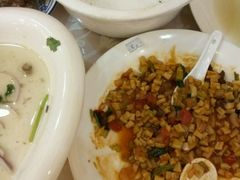 -马尔龙新疆饭店·清真(瑞景店)