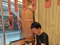 -天成·潮州牛肉脆肉鱼生蚝自助火锅