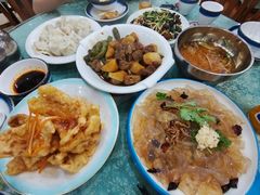 -鹤乡东北菜(崮山路店)