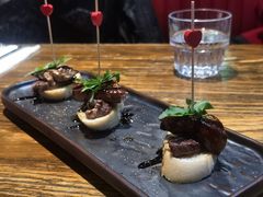 牛肉鹅肝面包-1886德国汽车餐厅(外滩中央店)