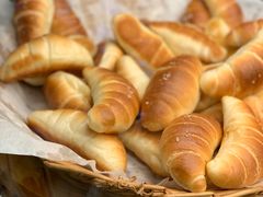 -Dough&Joe团憩(瑞虹天地月亮湾店)