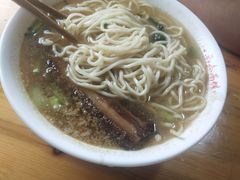 大肉面-泰顺江南春面馆