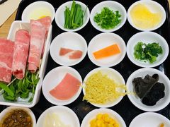 -妈妈故事米线(市府恒隆店)