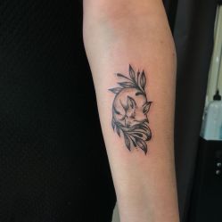 -SNOW TATTOO STUDIO