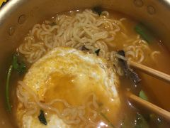 -蓝蔻酒店(深圳东站布吉万象汇店)