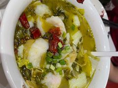 -渝是乎酸菜鱼·川渝小炒(新世界百货望京店)