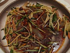 -八府香鸭·啫啫煲(华山路店)