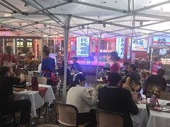 -刘姐啤酒鱼民族演艺餐厅(西街总店)